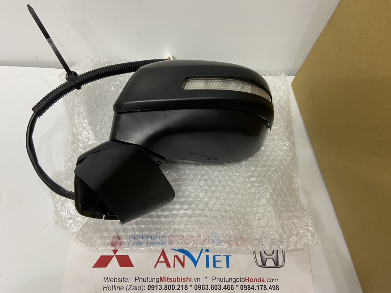 Gương chiếu hậu bên lái xe Honda CIVIC 2013